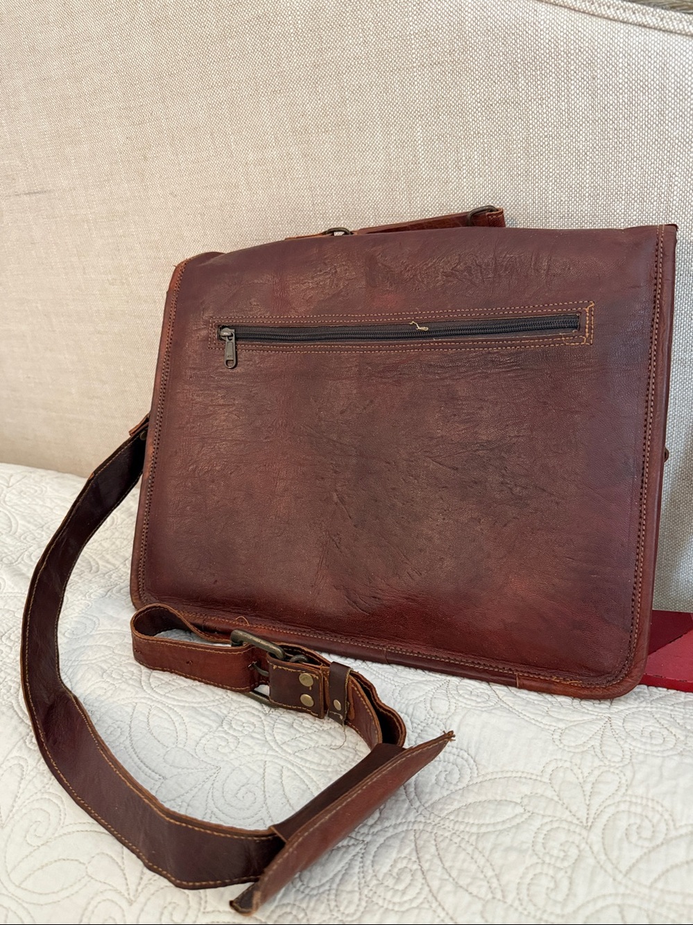 Vintage style Brown faux Leather Messenger Bag - Picture 3 of 11